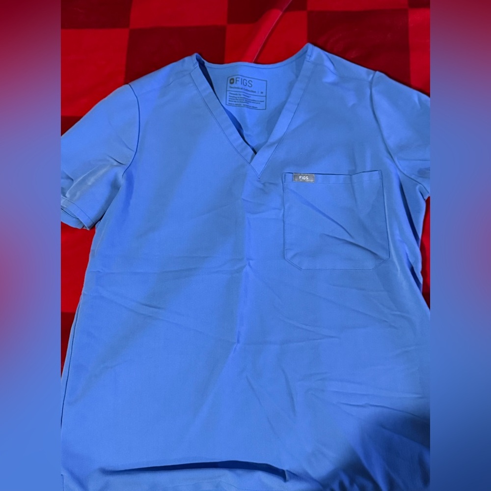Women's Ceil Blue Catarina™ - One-Pocket Scrub Top
M - Ceil Blue - Regular